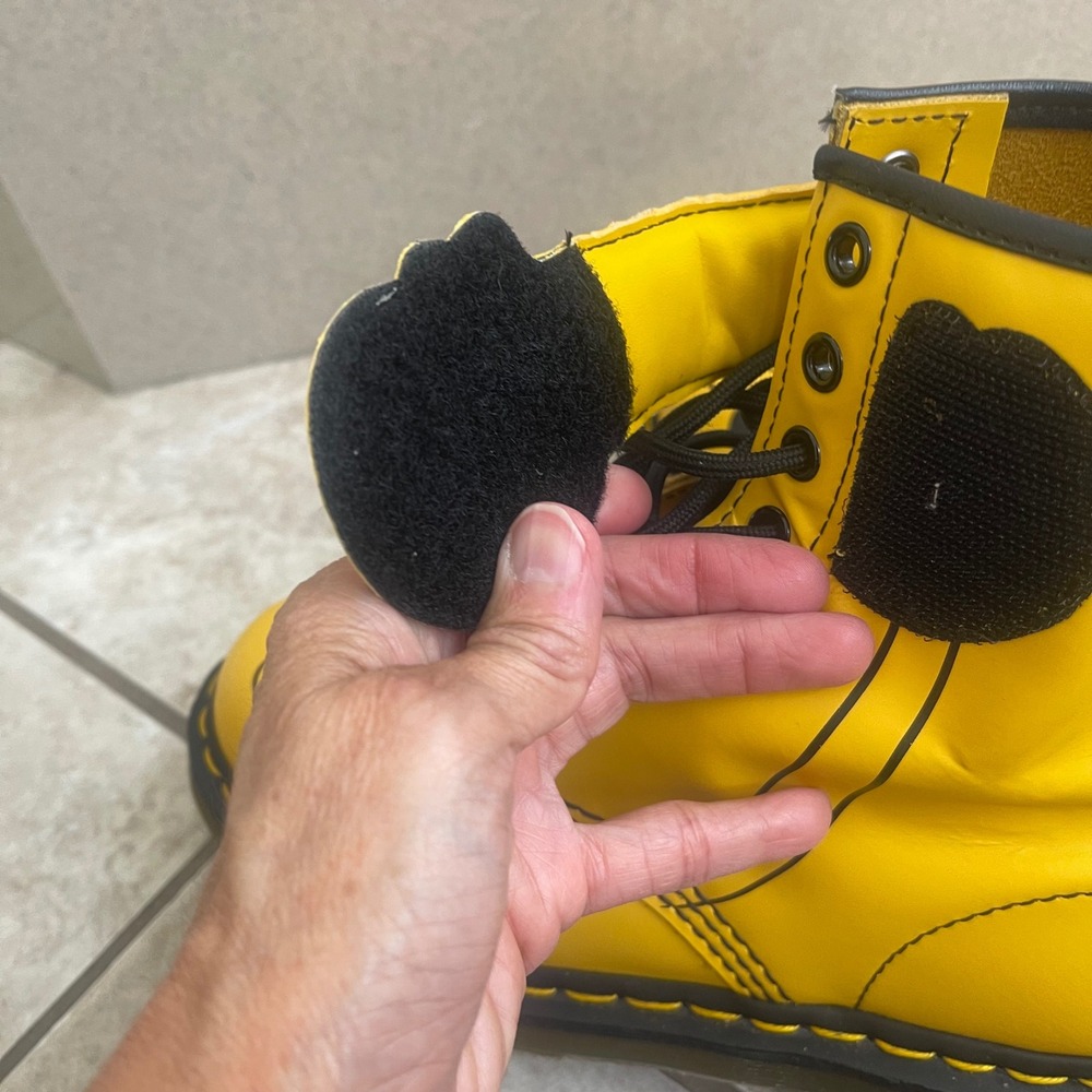 Dr Martens Adventure Time Jake the Dog Yellow Leather Combat Boots Womens 7 men6 - Picture 6 of 15